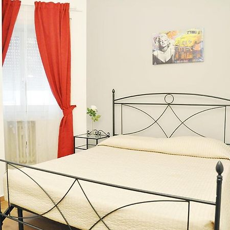 Ideal B&B โรม ภายนอก รูปภาพ